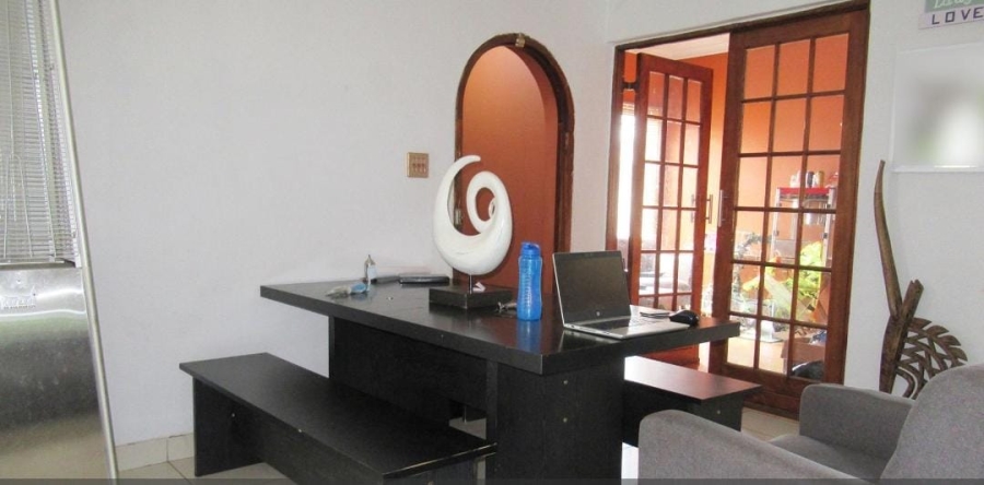 4 Bedroom Property for Sale in Birch Acres Gauteng