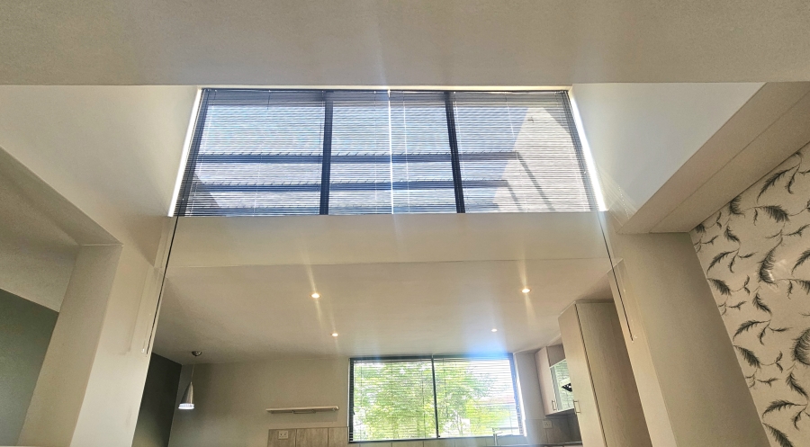 To Let 1 Bedroom Property for Rent in Lombardy Estate Gauteng