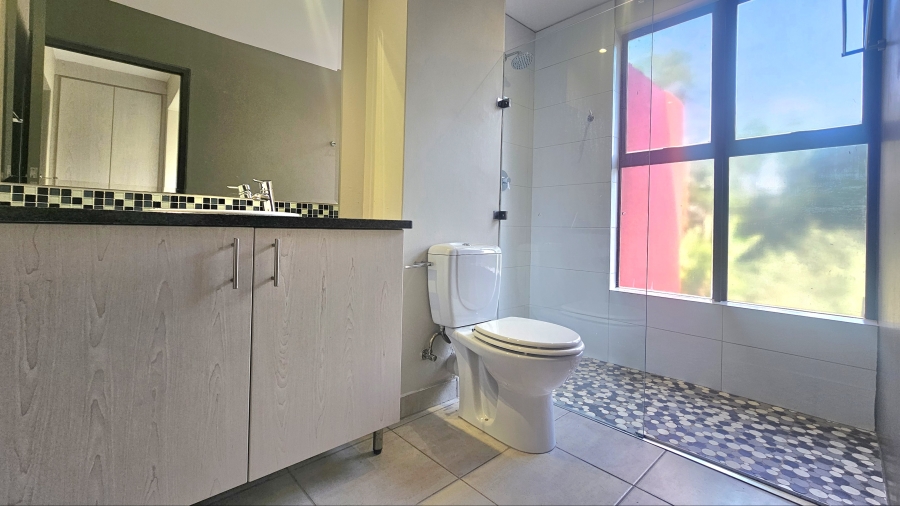 To Let 1 Bedroom Property for Rent in Lombardy Estate Gauteng