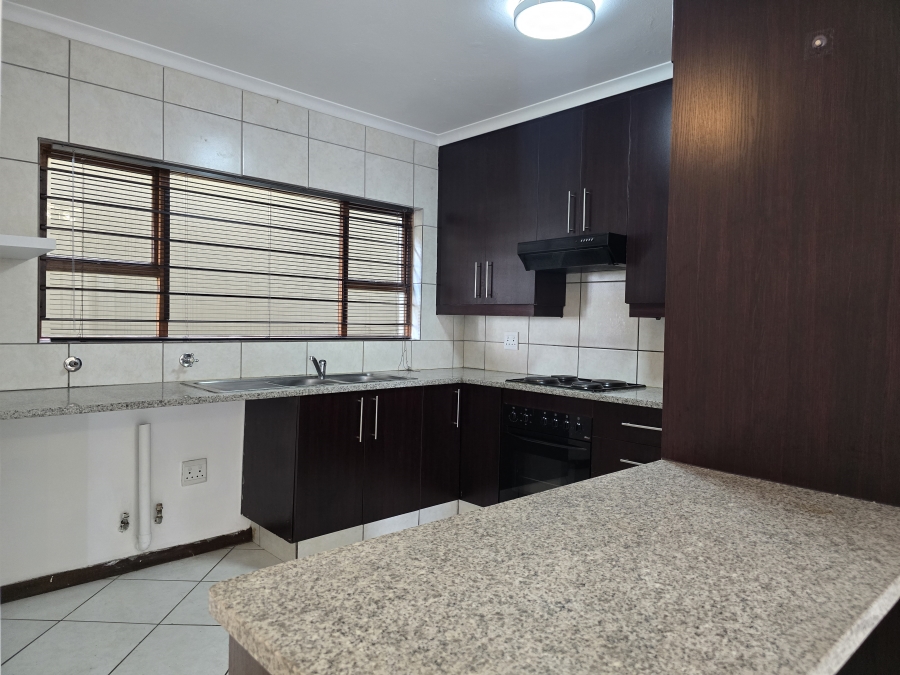 2 Bedroom Property for Sale in Meyersdal Gauteng