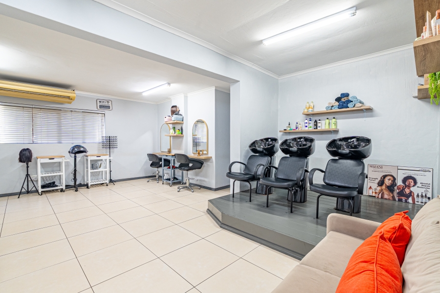 19 Bedroom Property for Sale in Fourways Gauteng