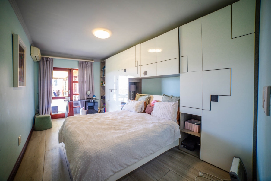 5 Bedroom Property for Sale in Carlswald North Estate Gauteng