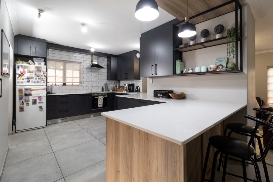 To Let 3 Bedroom Property for Rent in Moreleta Park Gauteng