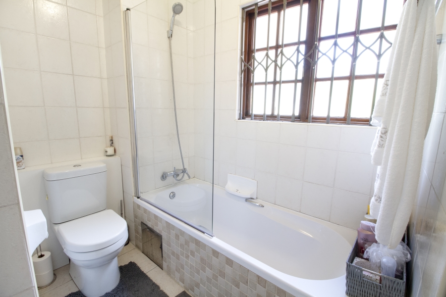 To Let 3 Bedroom Property for Rent in Moreleta Park Gauteng