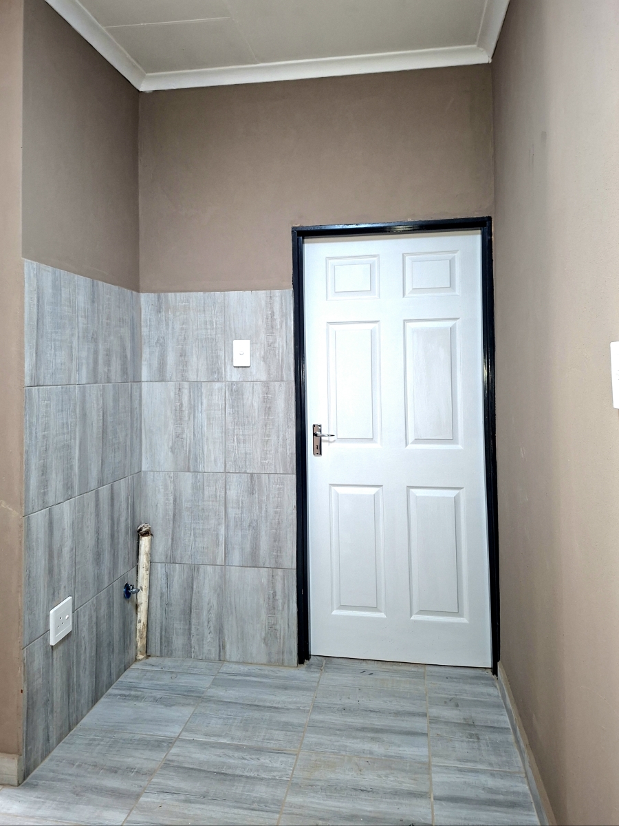 To Let 2 Bedroom Property for Rent in Sophiatown Gauteng