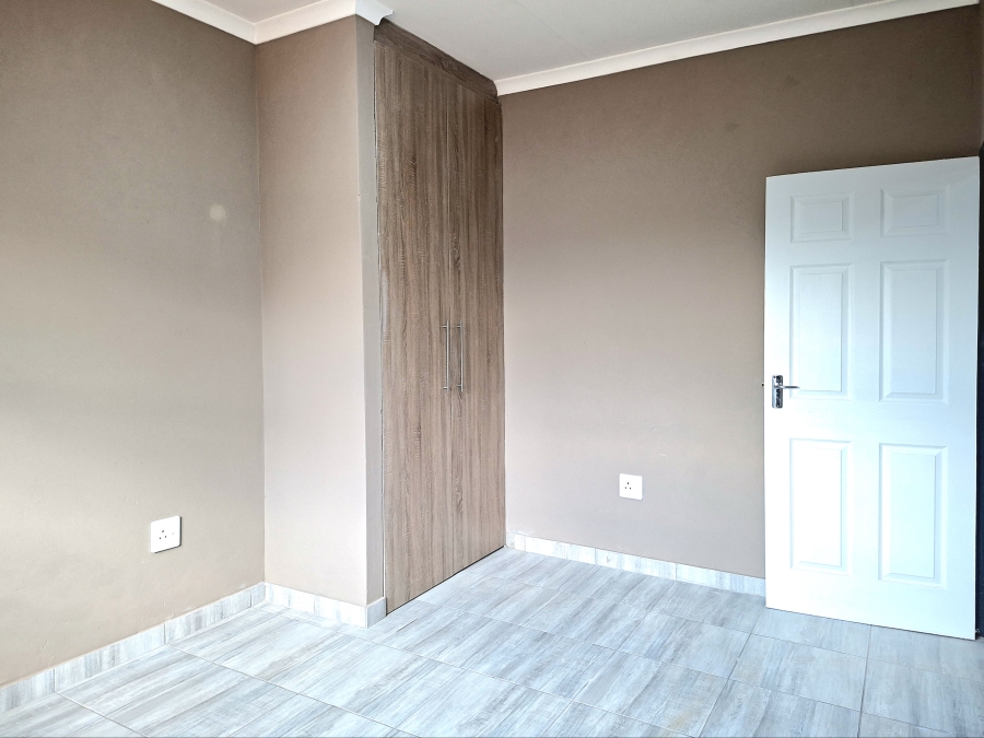 To Let 2 Bedroom Property for Rent in Sophiatown Gauteng