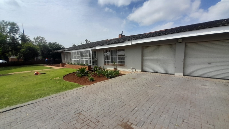 To Let 4 Bedroom Property for Rent in Meyerton Central Gauteng