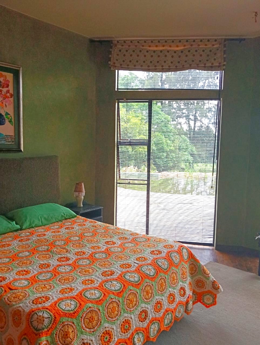 4 Bedroom Property for Sale in Sherman Park Gauteng