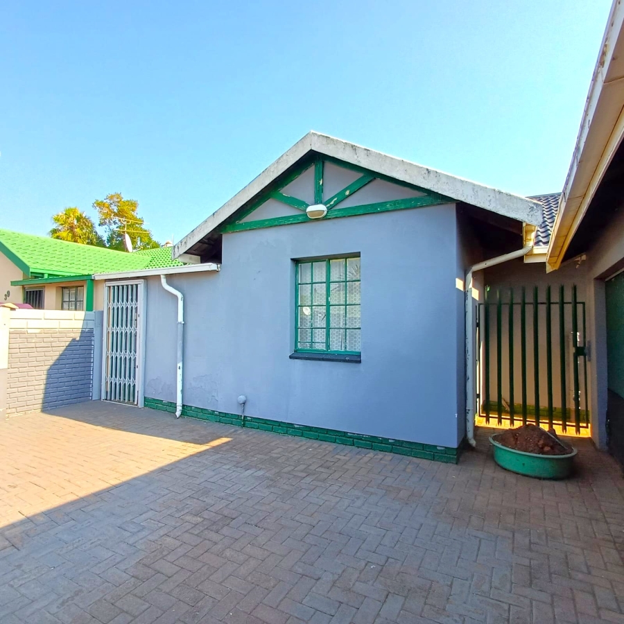 2 Bedroom Property for Sale in Duncanville Gauteng