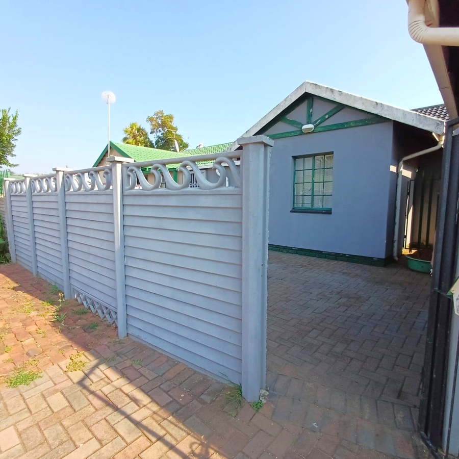 2 Bedroom Property for Sale in Duncanville Gauteng