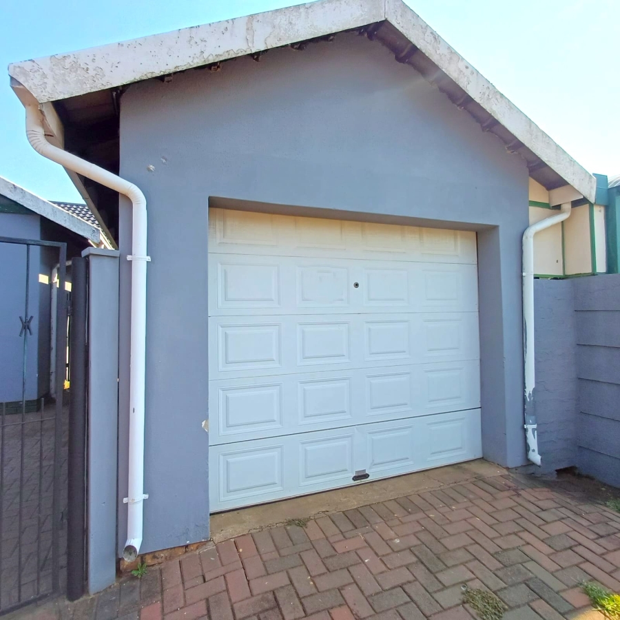 2 Bedroom Property for Sale in Duncanville Gauteng