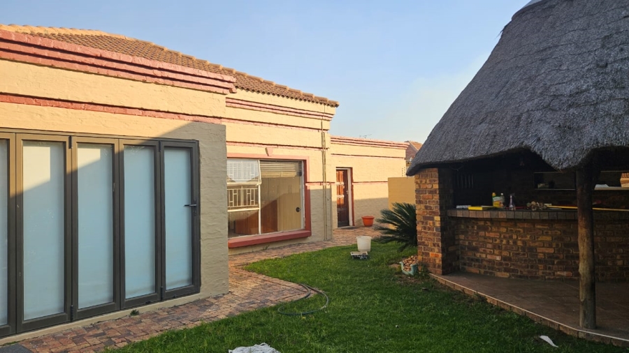To Let 3 Bedroom Property for Rent in Arcon Park Gauteng