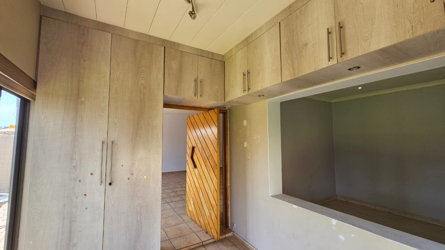 To Let 3 Bedroom Property for Rent in Arcon Park Gauteng