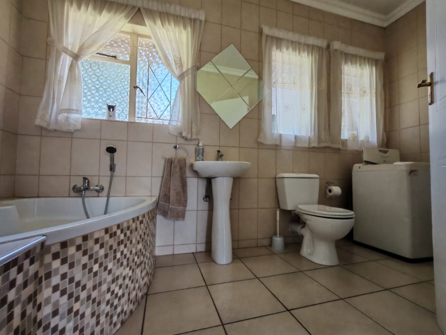 3 Bedroom Property for Sale in Risiville Gauteng