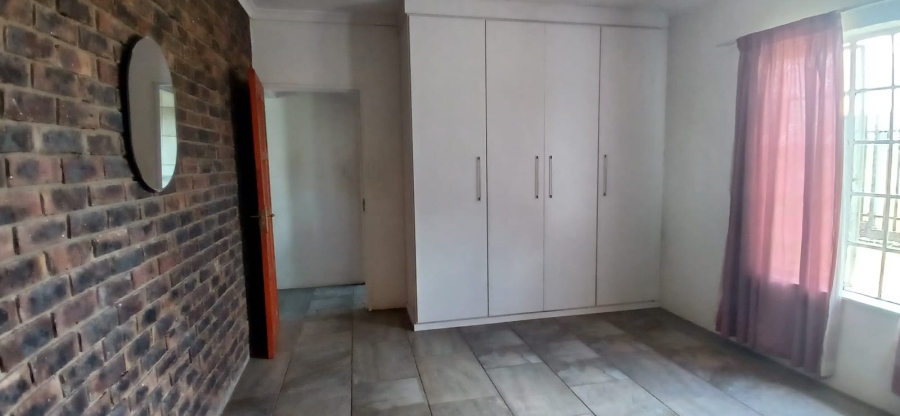 To Let 3 Bedroom Property for Rent in Hartbeesfontein AH Gauteng