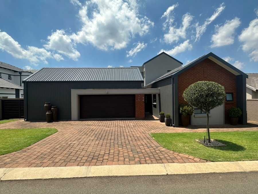 4 Bedroom Property for Sale in Midstream Estate Gauteng