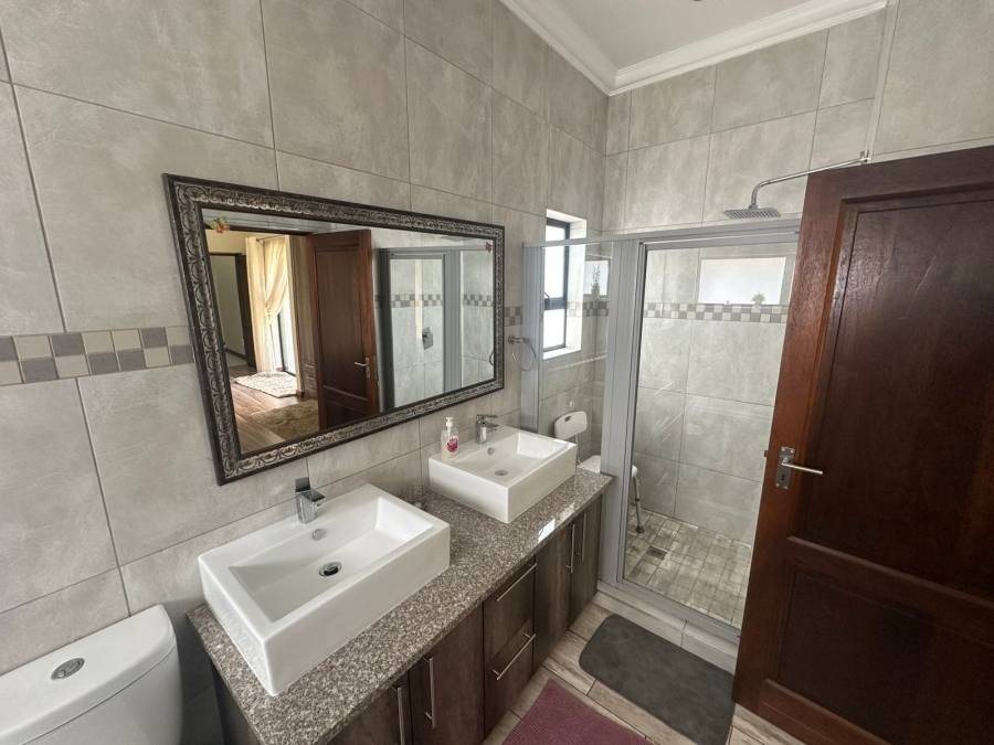 4 Bedroom Property for Sale in Midstream Estate Gauteng