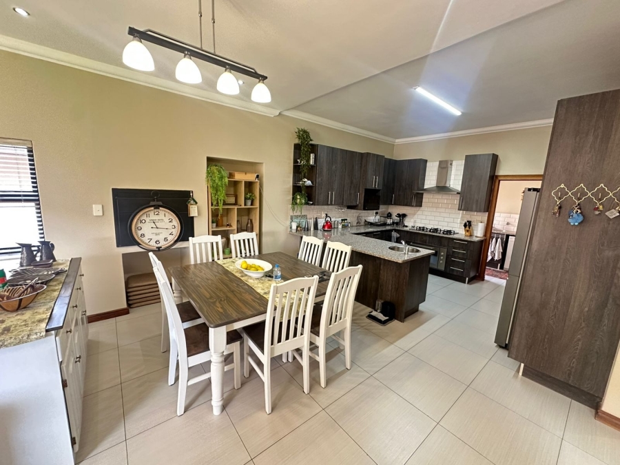 4 Bedroom Property for Sale in Midstream Estate Gauteng