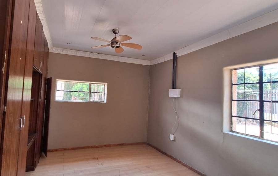 4 Bedroom Property for Sale in Sonland Park Gauteng