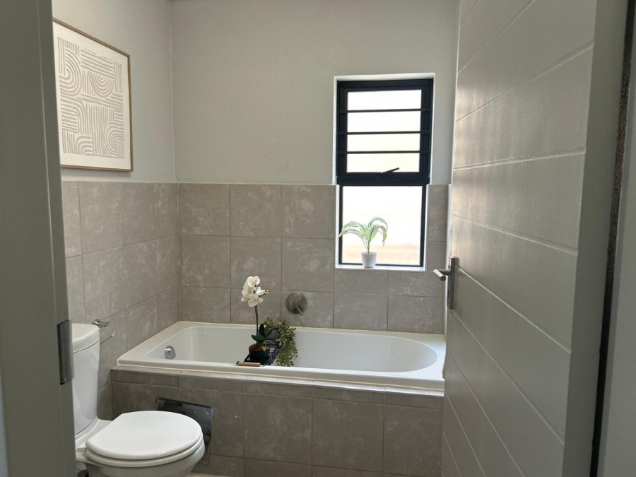 3 Bedroom Property for Sale in Heuweloord Gauteng