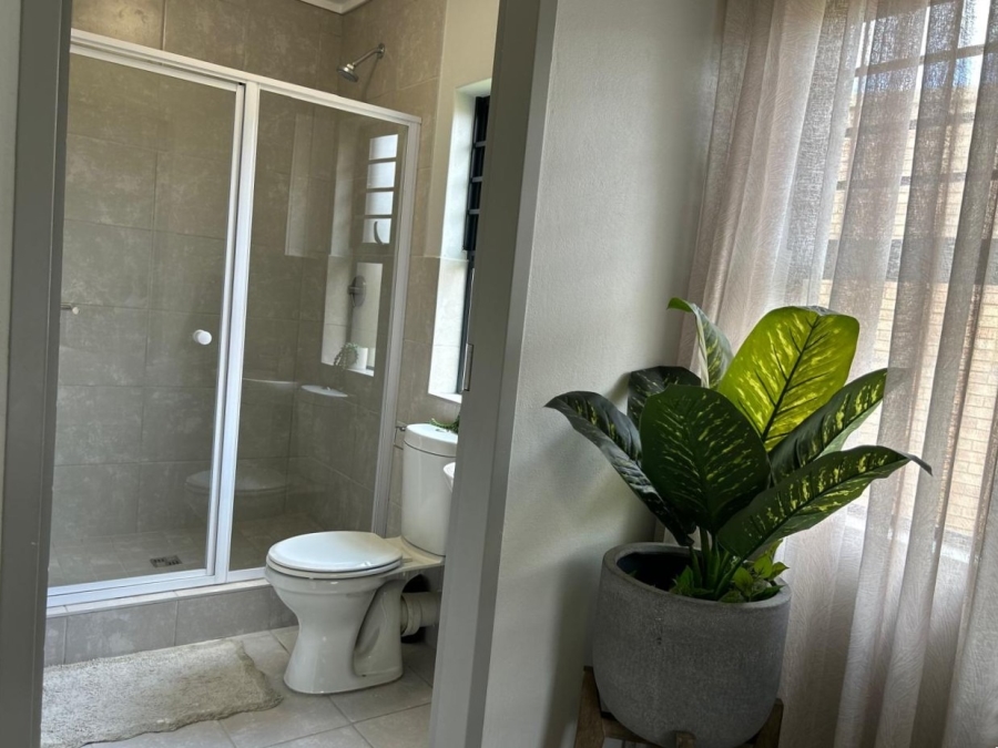 3 Bedroom Property for Sale in Heuweloord Gauteng