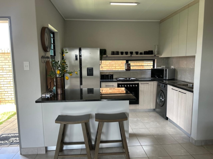 3 Bedroom Property for Sale in Heuweloord Gauteng