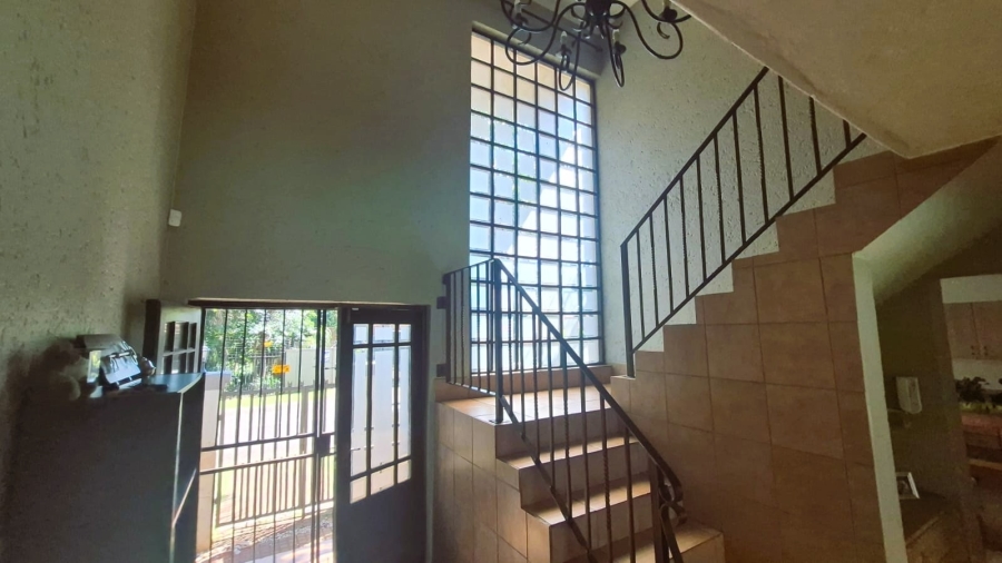 4 Bedroom Property for Sale in Eldoraigne Gauteng