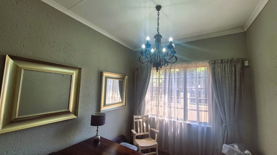 4 Bedroom Property for Sale in Eldoraigne Gauteng