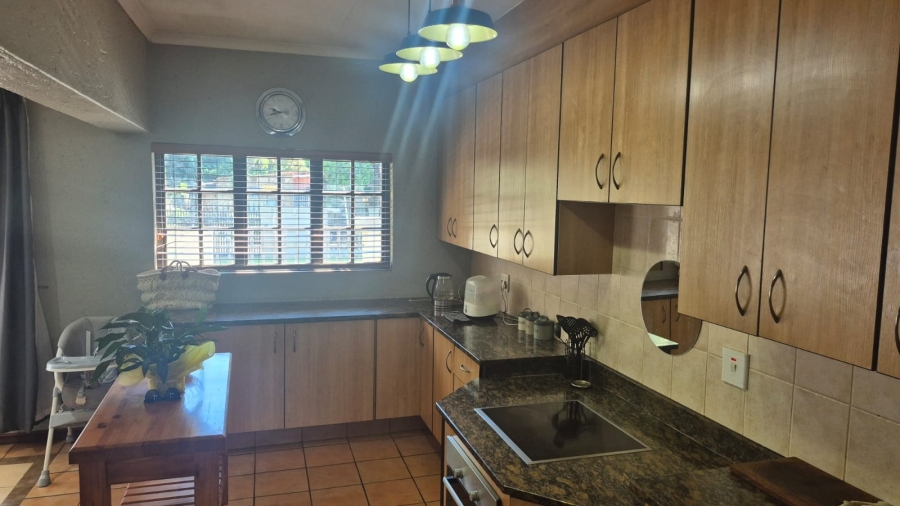 4 Bedroom Property for Sale in Eldoraigne Gauteng
