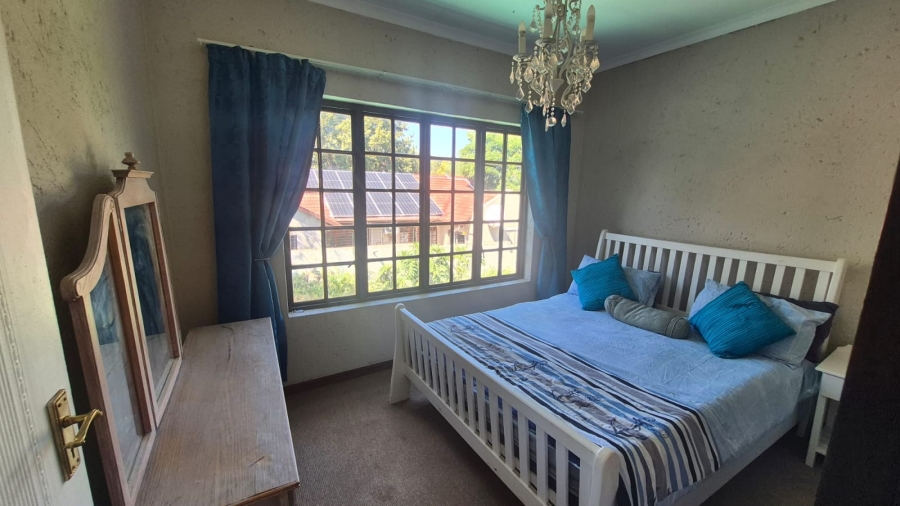 4 Bedroom Property for Sale in Eldoraigne Gauteng