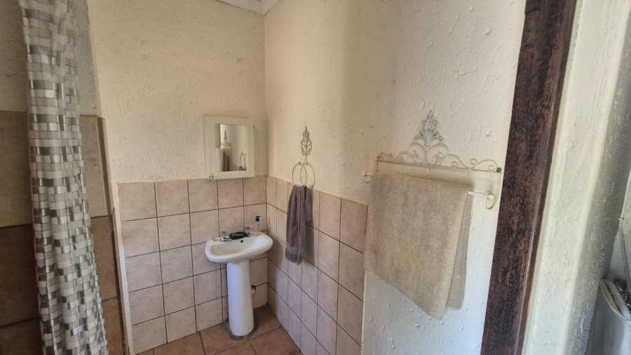 4 Bedroom Property for Sale in Eldoraigne Gauteng