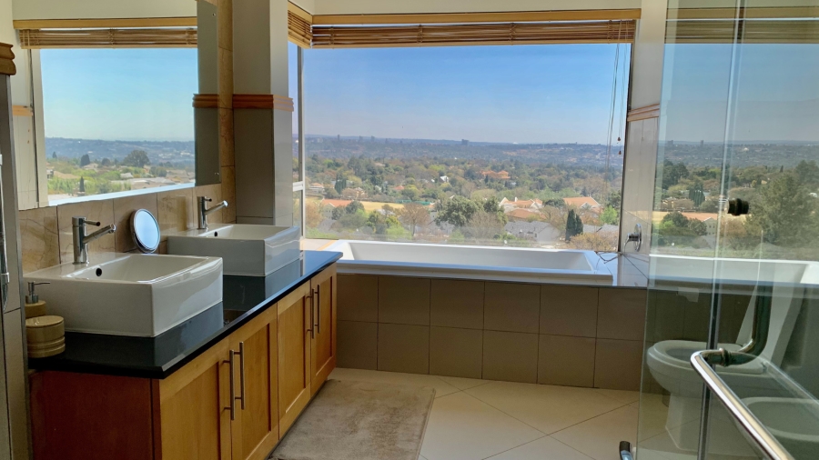 To Let 2 Bedroom Property for Rent in Morningside Gauteng