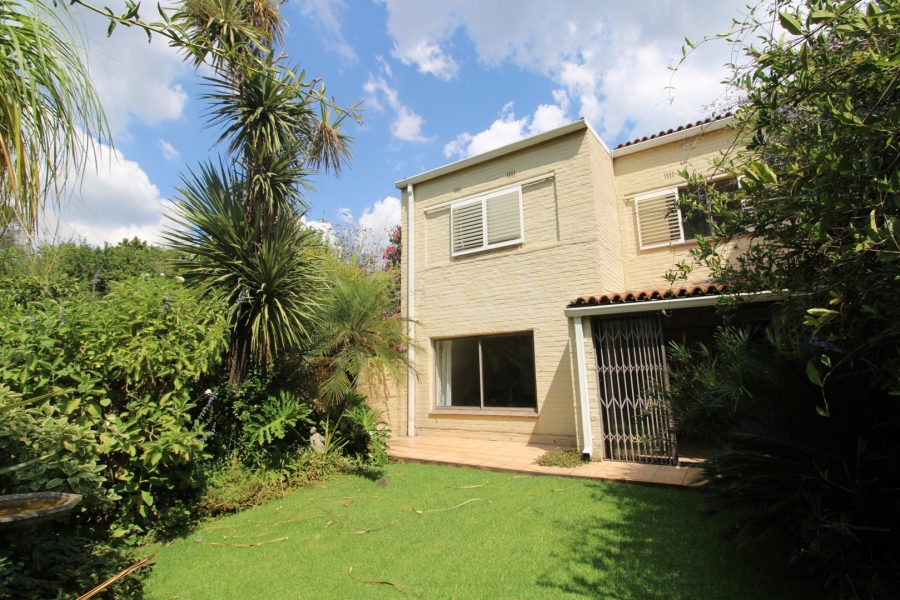 To Let 2 Bedroom Property for Rent in River Club Gauteng