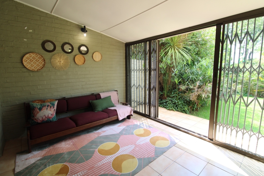 To Let 2 Bedroom Property for Rent in River Club Gauteng