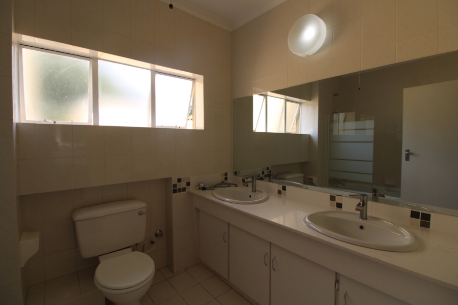 To Let 2 Bedroom Property for Rent in River Club Gauteng