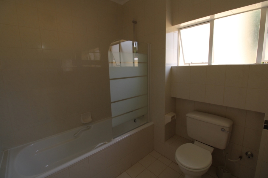 To Let 2 Bedroom Property for Rent in River Club Gauteng