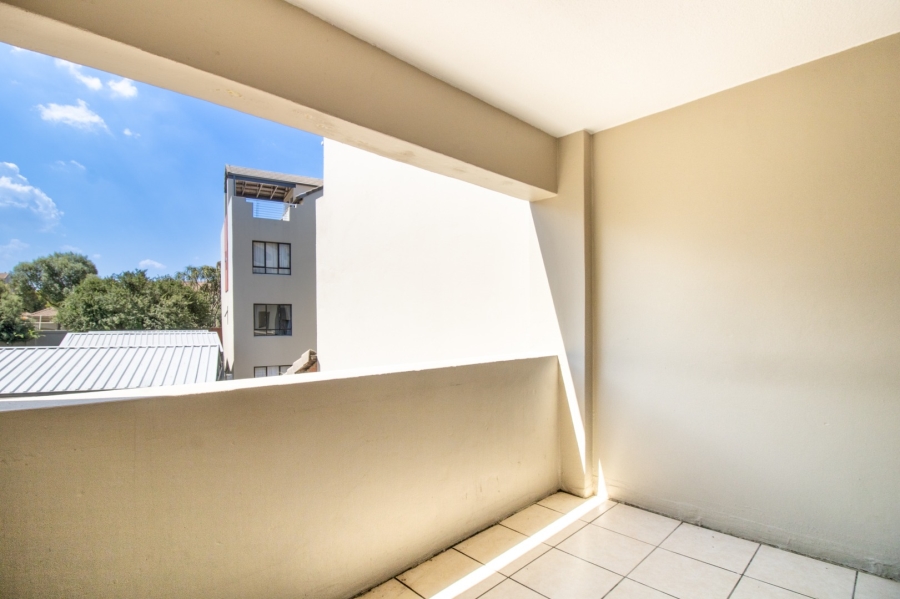 To Let 2 Bedroom Property for Rent in Lonehill Gauteng