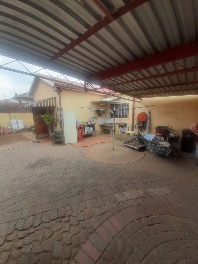 3 Bedroom Property for Sale in Kenilworth Gauteng