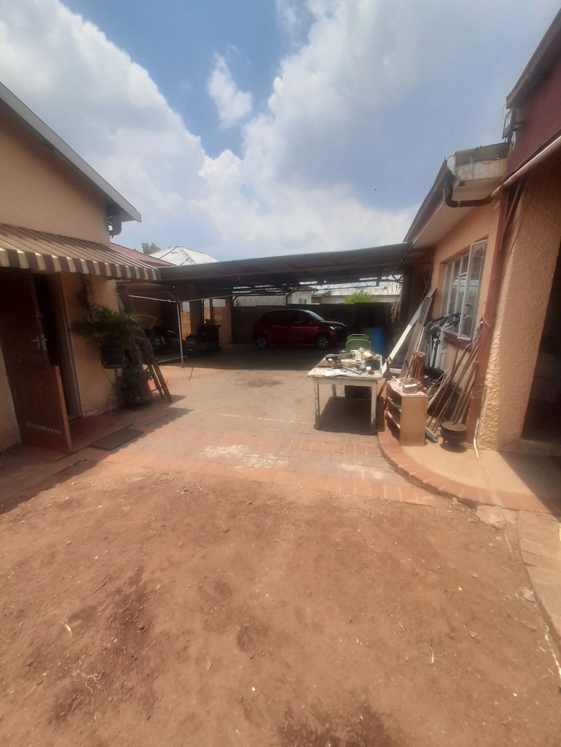 3 Bedroom Property for Sale in Kenilworth Gauteng