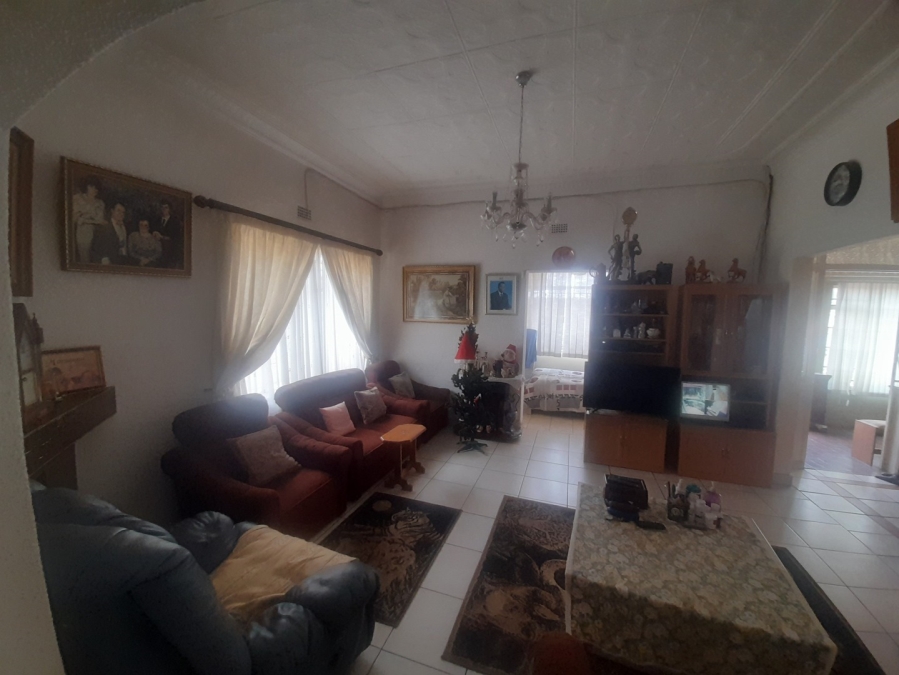 3 Bedroom Property for Sale in Kenilworth Gauteng