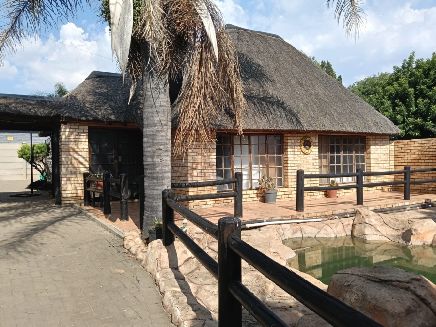 3 Bedroom Property for Sale in Greenhills Gauteng