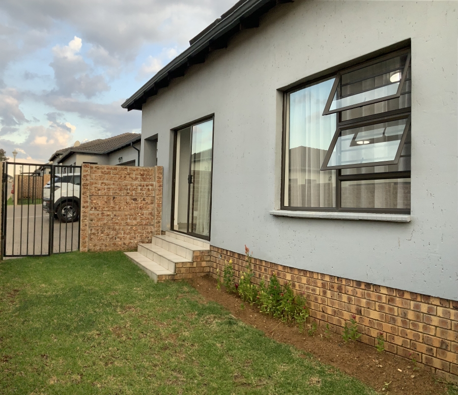 3 Bedroom Property for Sale in Parkrand Gauteng