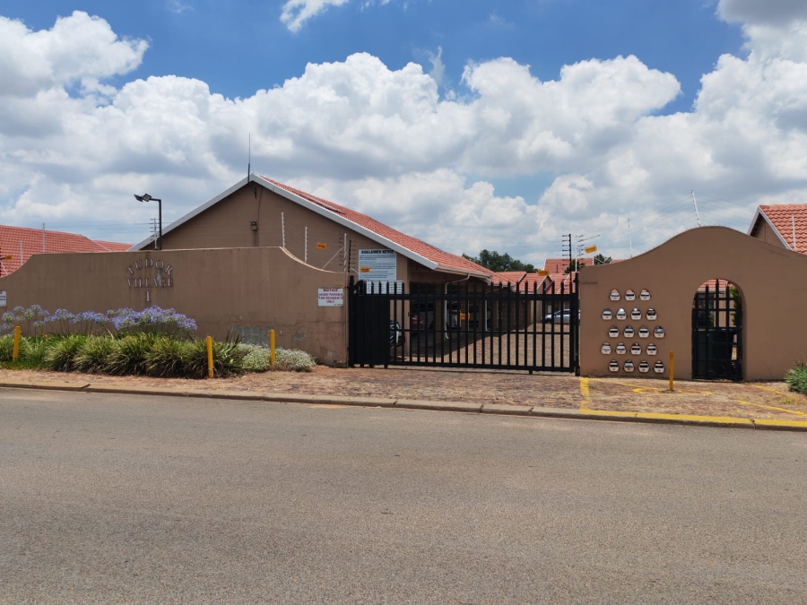 1 Bedroom Property for Sale in Norkem Park Gauteng