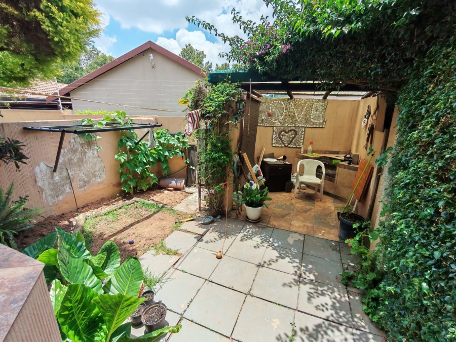 1 Bedroom Property for Sale in Norkem Park Gauteng