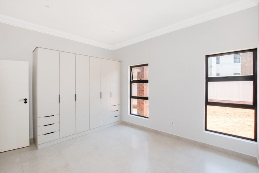 3 Bedroom Property for Sale in Bryanston Gauteng