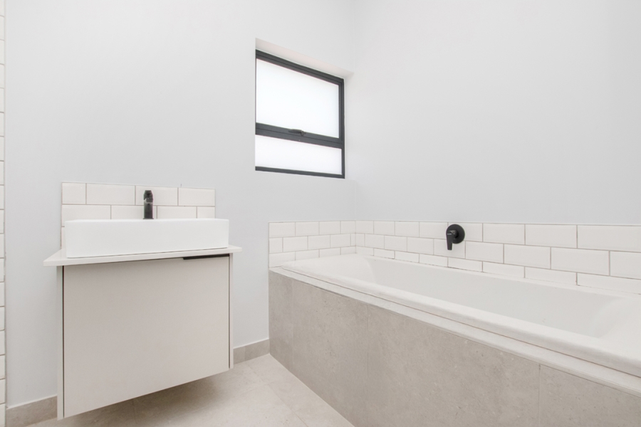 3 Bedroom Property for Sale in Bryanston Gauteng