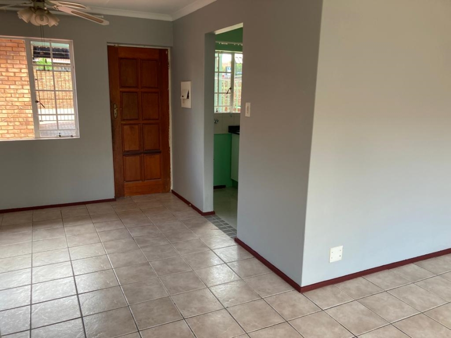 To Let 3 Bedroom Property for Rent in Garsfontein Gauteng