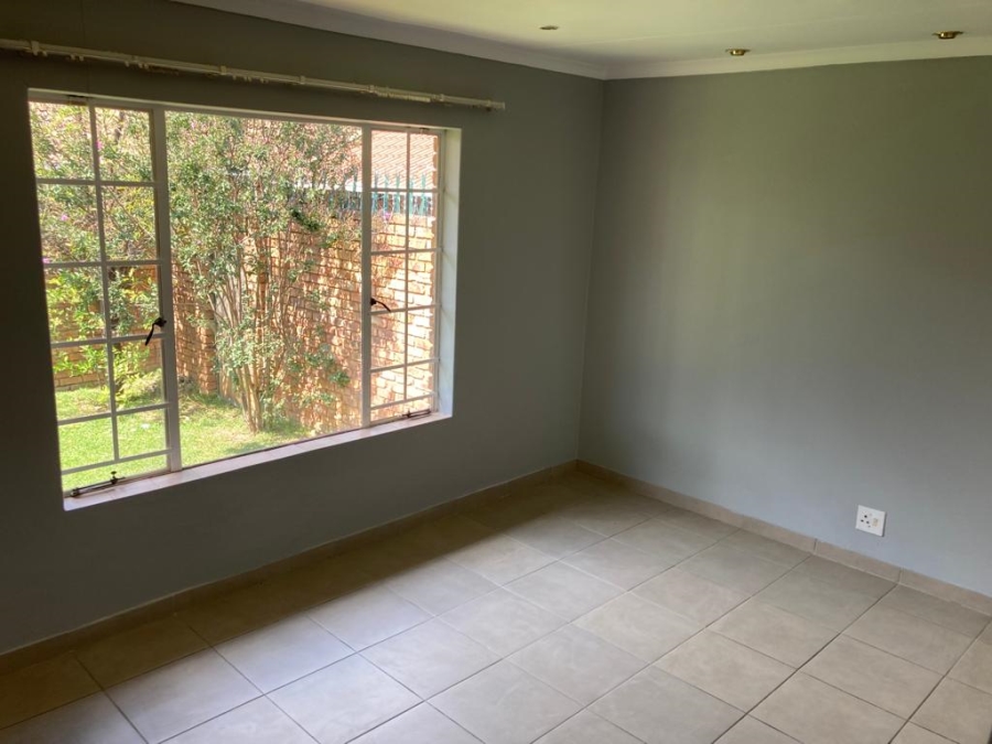 To Let 3 Bedroom Property for Rent in Garsfontein Gauteng