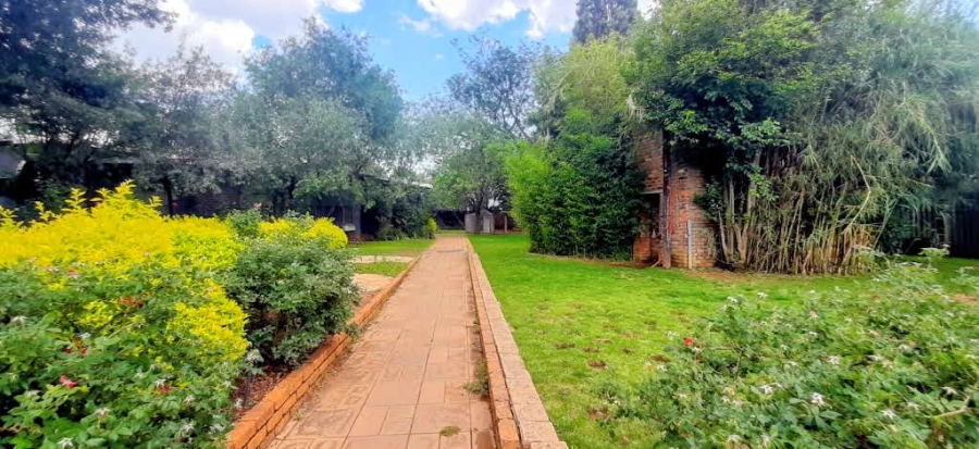 13 Bedroom Property for Sale in Bredell Gauteng