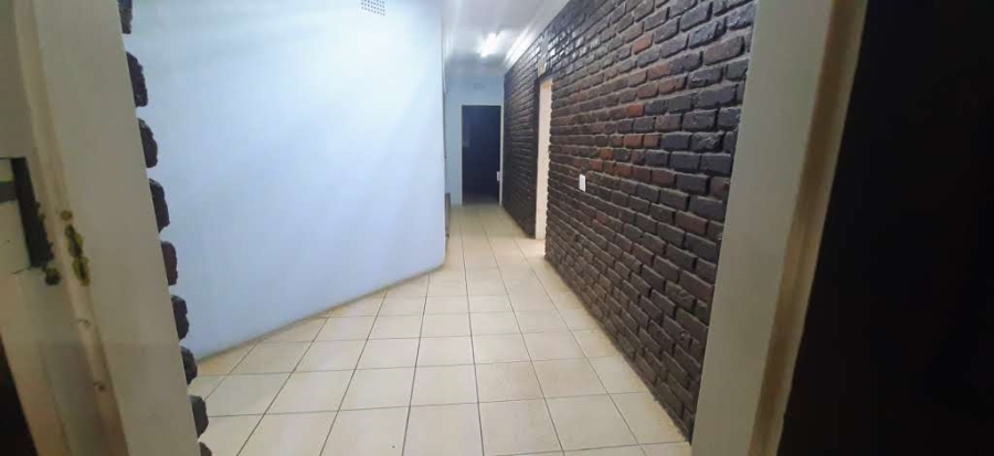 13 Bedroom Property for Sale in Bredell Gauteng
